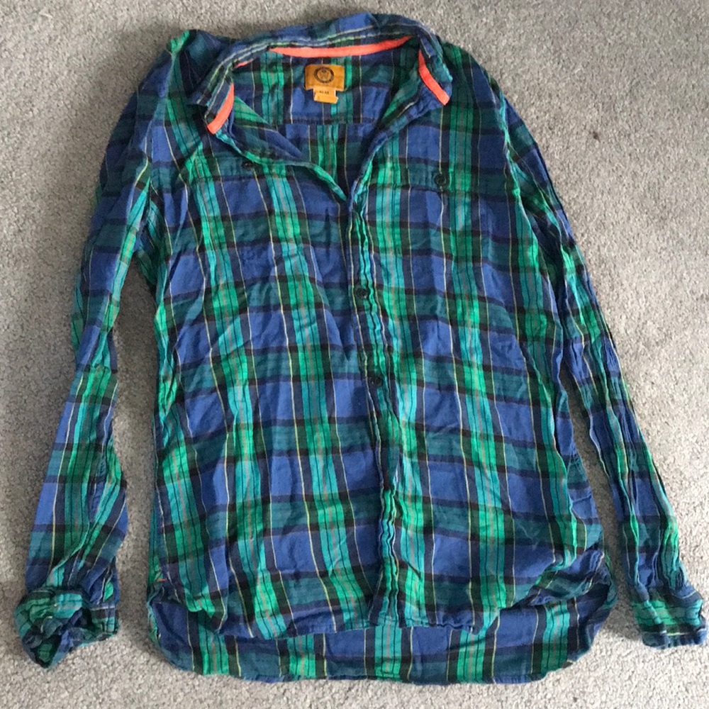 NWOT Plaid Button down